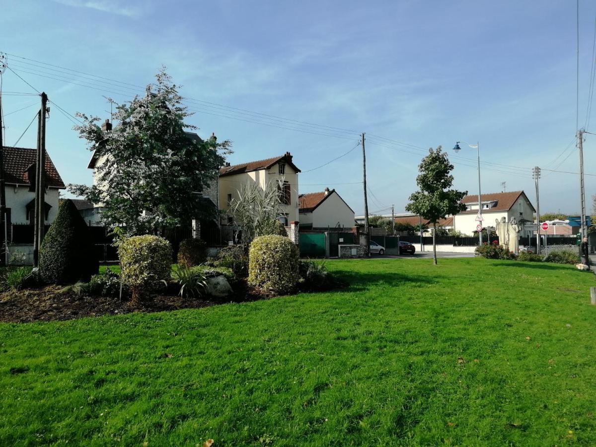 Loue Studio Propre !, Endroit Tres Calme, A 5 Minutes Gare Mantes La Jolie, Екстер'єр фото